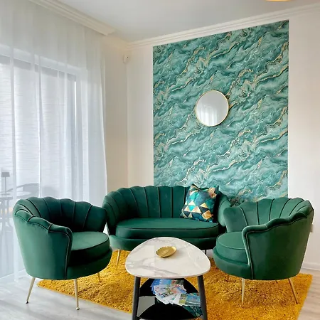 Helios De Luxe Siofok-aranypart Apartmán *
